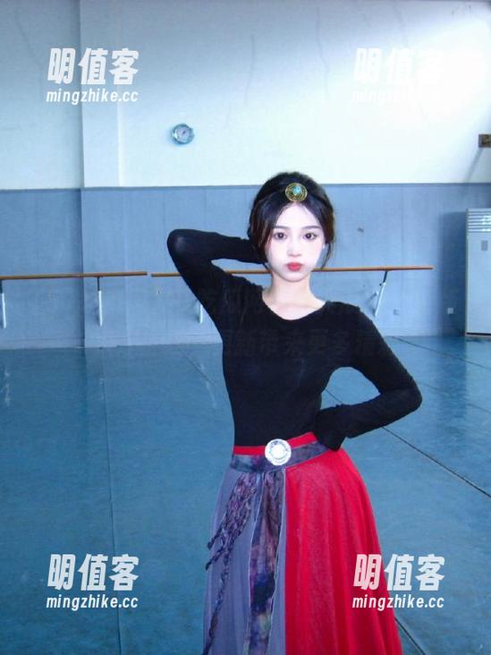 51吃瓜网校园大瓜app新版火爆上线，更新带来更多精彩