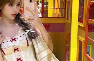 51吃瓜网app网页版更新提醒，妹子带你收藏热门吃瓜内容