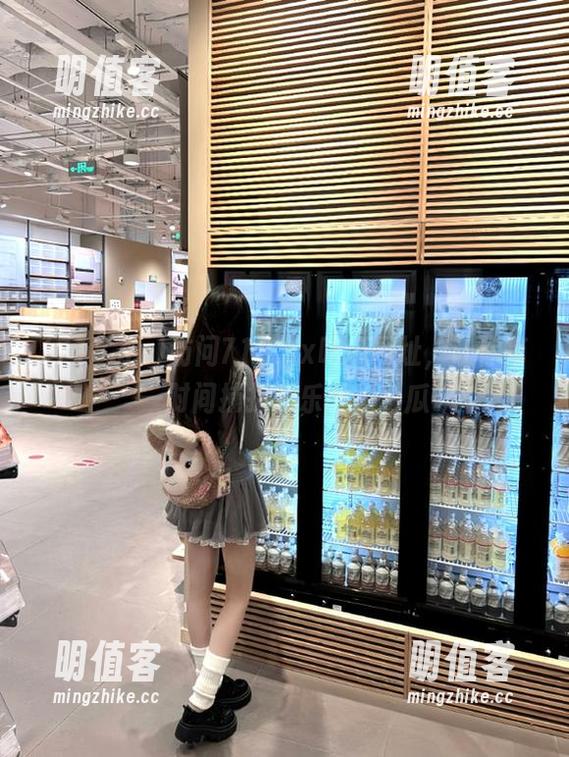 访问718.sx吃瓜网址，让你第一时间捕捉娱乐圈爆料瓜