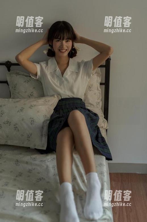 91吃瓜中心视频分享最火爆的明星绯闻视频