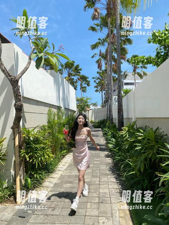 五一吃瓜中心网安卓端深度解析，热门吃瓜内容不容错过