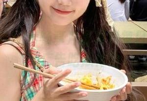 ios畅享冲哥黑料每日一冲主页无广告吃瓜体验
