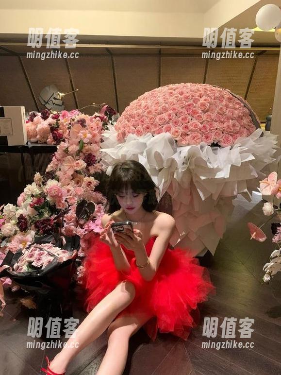 在吃瓜网免费看最新搞笑视频，快乐零距离