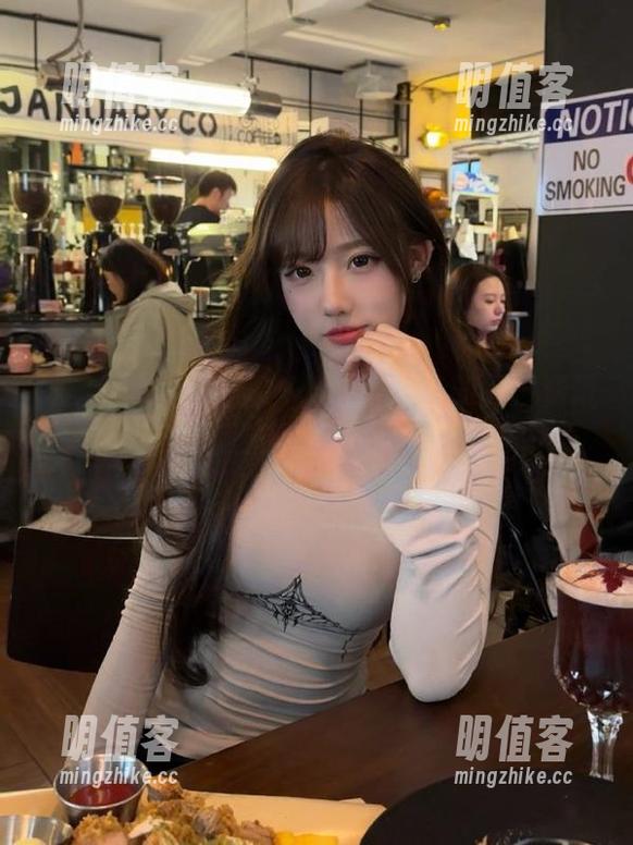 吃瓜网24小时呈现最新影视资讯，瓜友们速来围观！