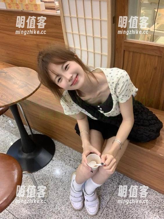 吃瓜网今日吃瓜超精彩，热门大瓜免费观看传送门直达！
