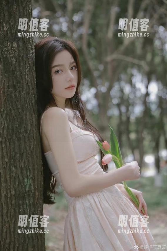 吃瓜黑料网站iOS下载直达，妹子带你第一时间掌握八卦！