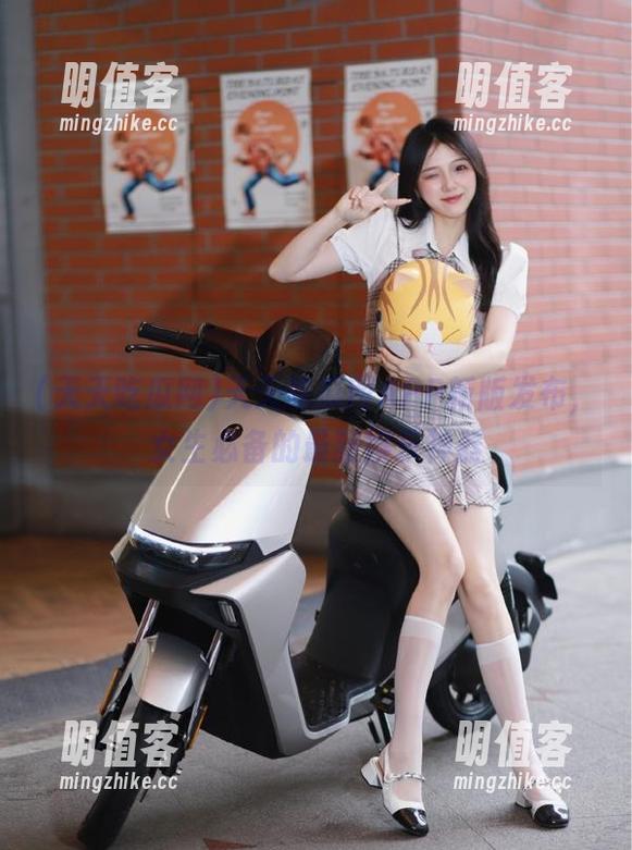 天天吃瓜网APP新版发布，女生必备的最新娱乐神器