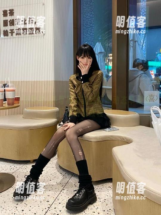 扒哥黑料 扒哥黑料最新网曝动态苹果版下载安装教程