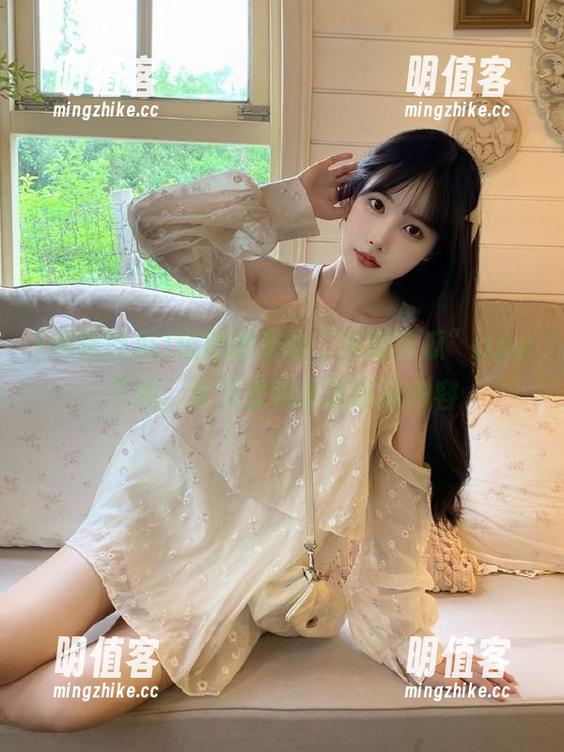 值得拥有的“网曝吃瓜”app下载，永久提供丰富吃瓜内容