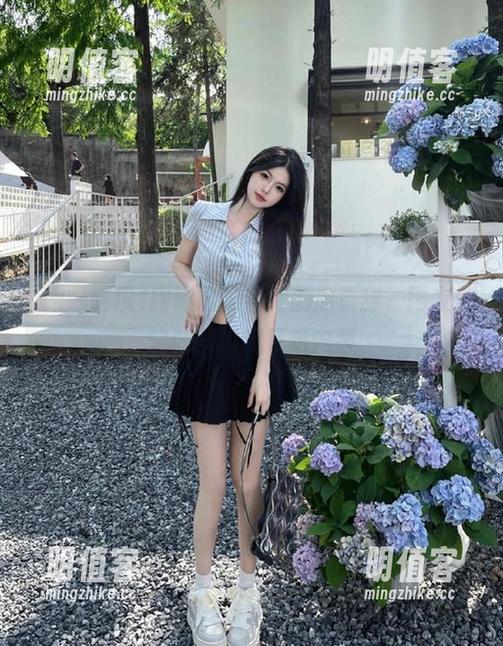 网曝吃瓜官网的瓜真甜，网友们边吐槽边疯狂扒内幕