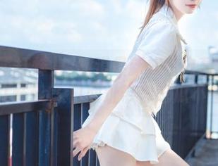 想知道最新娱乐内幕？黑料不打烊so入口网址带你吃瓜不停！