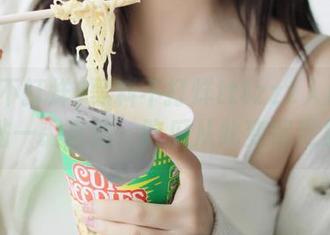 黑料不打烊tttzzz入口传送门网站一键直达，吃瓜从此变得更加轻松