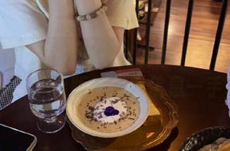 不容错过的黑料不打烊tttzzz入口苹果版，爆料信息一手掌握