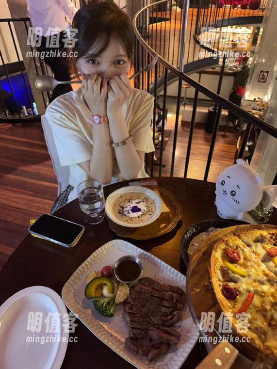 不容错过的黑料不打烊tttzzz入口苹果版，爆料信息一手掌握