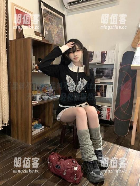 黑料不打烊tttzzz入口永久开放，助你轻松获取热门黑料