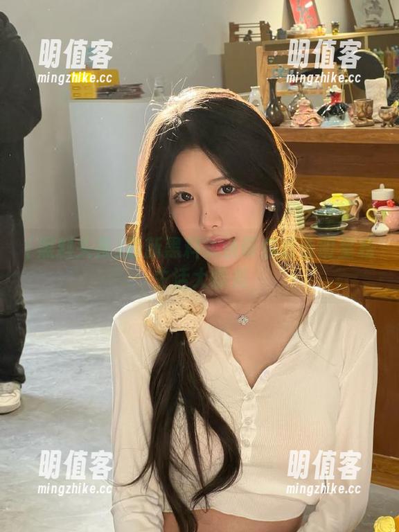最新黑料头条带你直击明星私生活大曝光